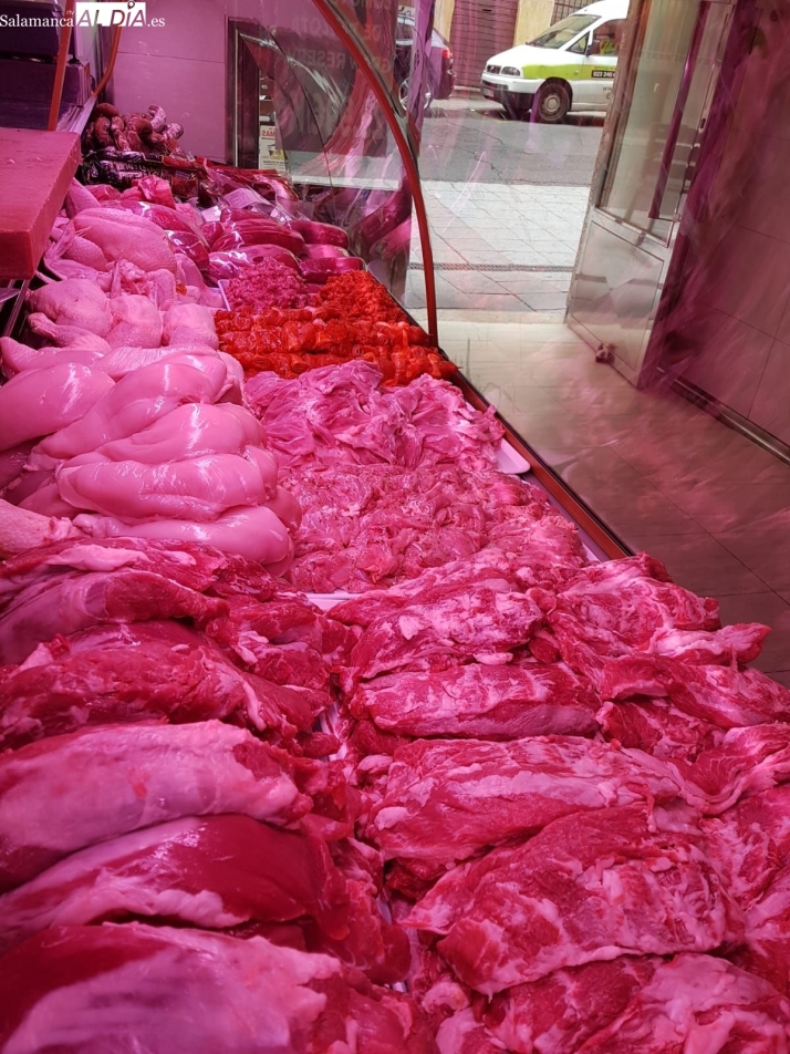 La Navidad se compra aquí: AESCARNE reivindica el valor del comercio cárnico de proximidad | Imagen 3