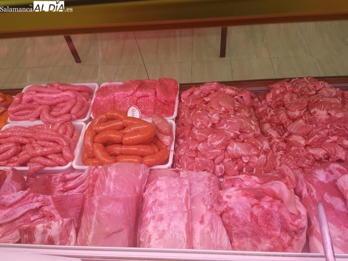 La Navidad se compra aquí: AESCARNE reivindica el valor del comercio cárnico de proximidad | Imagen 1