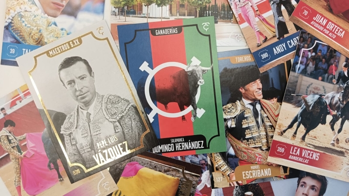 El 'boom' de los cromos taurinos llega a Salamanca: &quot;La gente no hace m&aacute;s que preguntar por ellos&quot; | Imagen 1