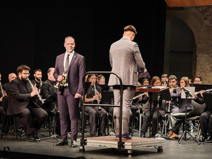 Sergio Manuel Garc&iacute;a, el director m&aacute;s joven de la Semana Santa salmantina: "Cumpl&iacute; los 18 a&ntilde;os dirigiendo un ensayo" | Imagen 1