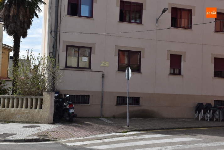 Repuesta la placa de la calle Carnaval del Toro que fue sustra&iacute;da a principios de febrero | Imagen 1