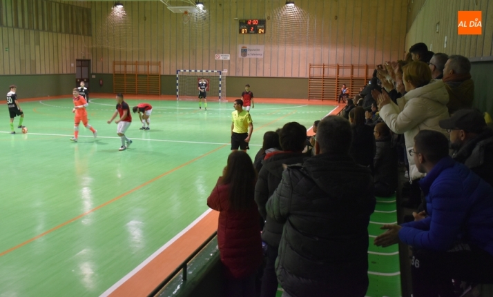 El III Juvenil hace un llamamiento especial a su afici&oacute;n para el crucial partido del s&aacute;bado | Imagen 1