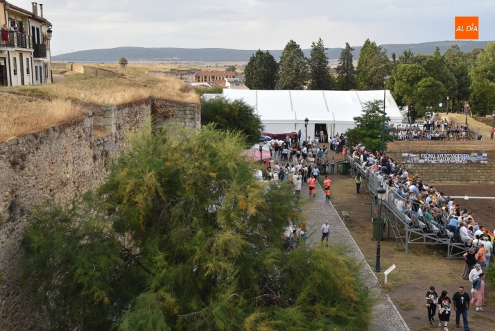 Eh, s&aacute;canos una foto: Oteando la doma | Imagen 1