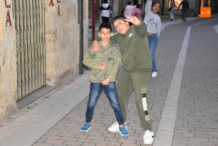 Eh, s&aacute;canos una foto: Apurando otra tarde con ajetreo | Imagen 1