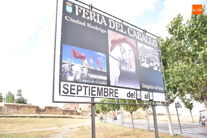 La Feria del Caballo ya asoma por las calles | Imagen 1