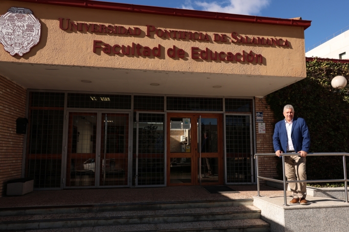 Fernando González: "El 50 aniversario de la Facultad de Educación es una oportunidad para pensar qué maestros necesita hoy la sociedad" | Imagen 2
