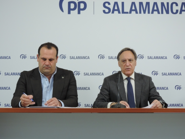 Carbayo celebra el &eacute;xito rotundo del PP en las elecciones auton&oacute;micas y avala un gobierno en solitario | Imagen 1