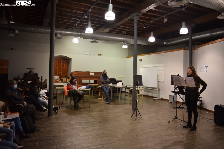 Audiciones de canto realizadas en la Escuela Municipal de Música de Alba de Tormes / Pedro Zaballos