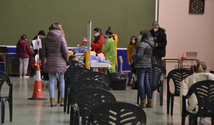 Foto 2 - Arranca la vacunación infantil en Ciudad Rodrigo con varias sorpresas para los asistentes