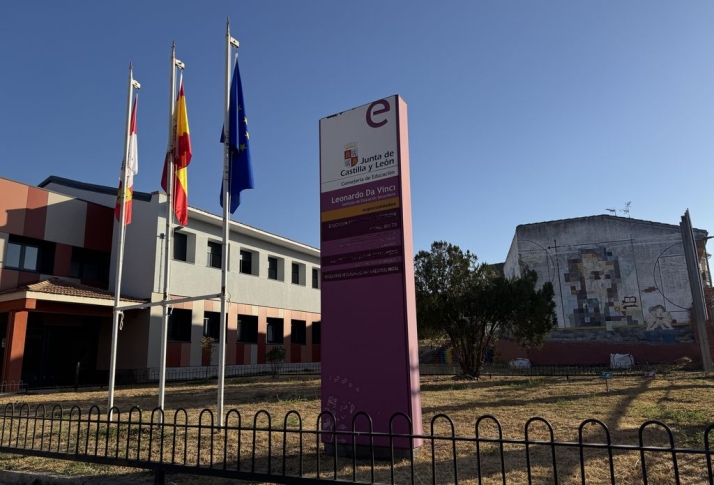 Rafael Villar, una vida en el Da Vinci: "He luchado por este centro y especialmente por alumnos que no querían estudiar". | Imagen 2