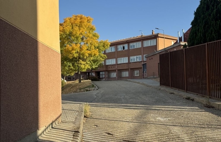 Rafael Villar, una vida en el Da Vinci: "He luchado por este centro y especialmente por alumnos que no querían estudiar". | Imagen 1