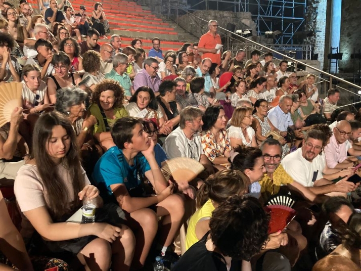 Los Amigos del Teatro calientan para la Feria asistiendo al 70&ordm; Festival de M&eacute;rida | Imagen 1