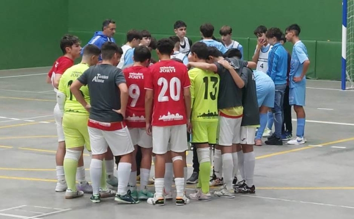 Los cadetes e infantiles del III Columnas debutan con victoria | Imagen 1