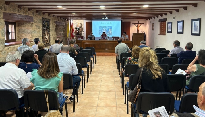 Presentado en Ciudad Rodrigo el Catecismo para adultos &lsquo;Buscad al Se&ntilde;or&rsquo; | Imagen 1