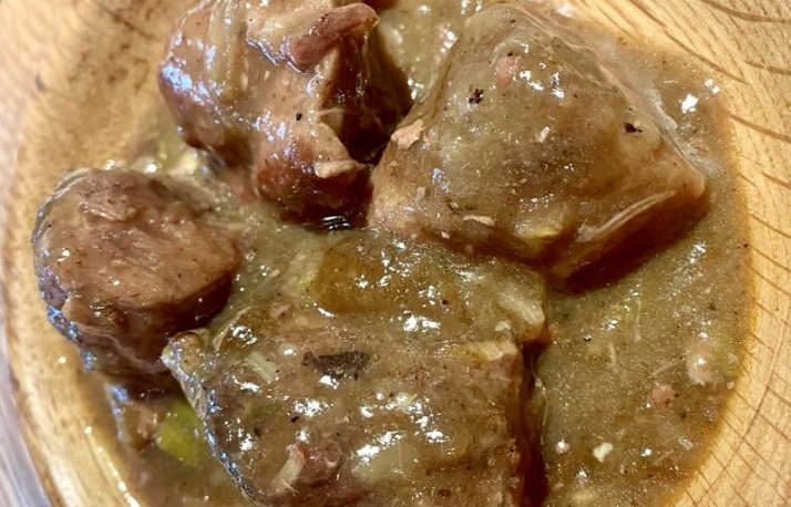 Don Fadrique recupera la esencia de la matanza en Alba de Tormes con su men&uacute; de 35 euros | Imagen 1