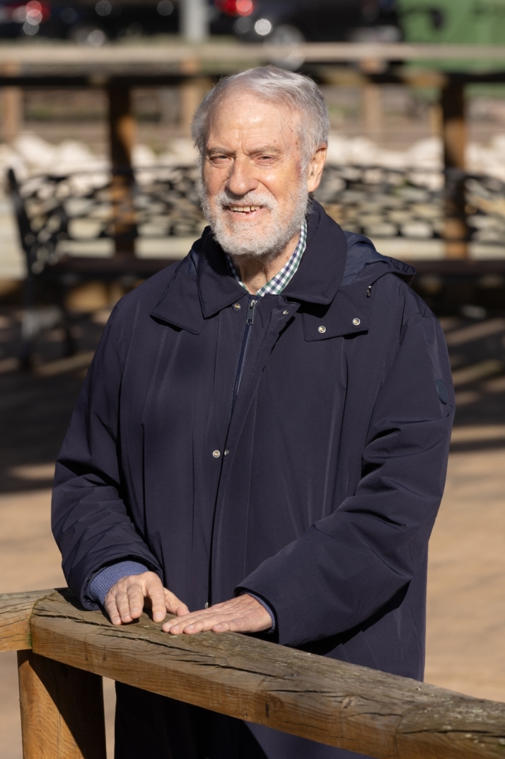 Jesús Málaga revela cómo fue su angustiosa noche del 23-F atrincherado en casa: "Cada llamada al timbre era un susto de muerte" | Imagen 1