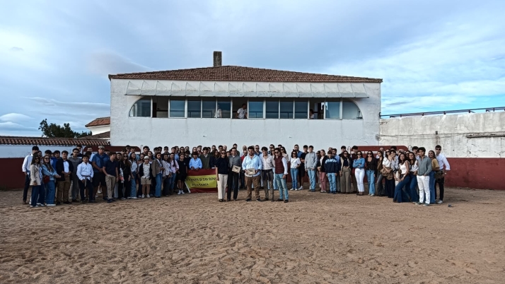Juventud Taurina de Salamanca y Juan Ortega calientan motores para la feria | Imagen 1