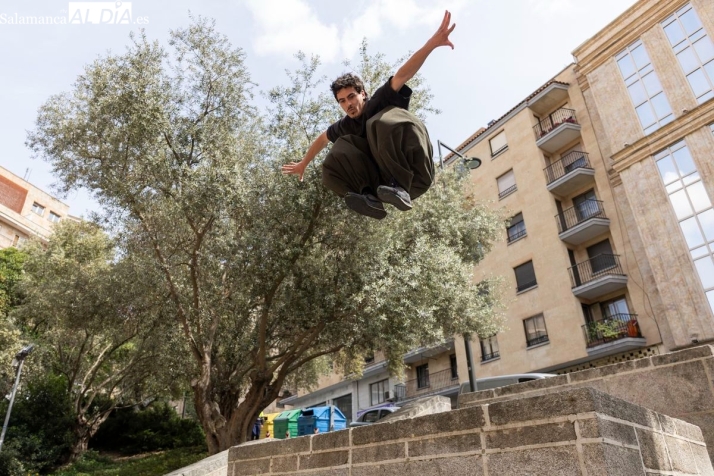V&Iacute;DEO Y FOTOS | Juanjo Gonz&aacute;lez, un salmantino que practica parkour: &quot;El parkour es casi una filosof&iacute;a, te cambia la manera de pensar y actuar&quot; | Imagen 1