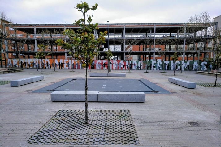 Servicios en la periferia, El Zurgu&eacute;n. | Imagen 1