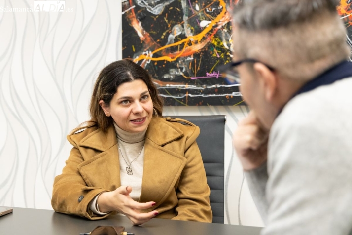 "Cada activista que habla sobre derechos humanos en Ir&aacute;n est&aacute; en la c&aacute;rcel o tiene pena de muerte, es mi deber hablar sobre ellos aqu&iacute;" | Imagen 2