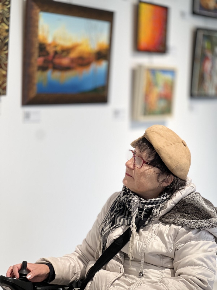 Marta R. González Carvajal en la Sala Protagonistas, colores y música para mirar el alma | Imagen 2