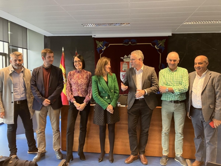 Reunión con representantes de los 17 municipios que integran el transporte metropolitano de Salamanca