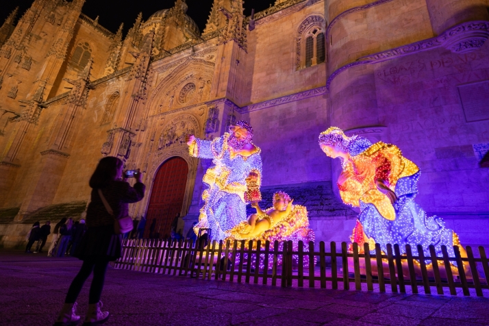 10 escenarios imprescindibles para conseguir el 'selfie' navideño perfecto en Salamanca | Imagen 5