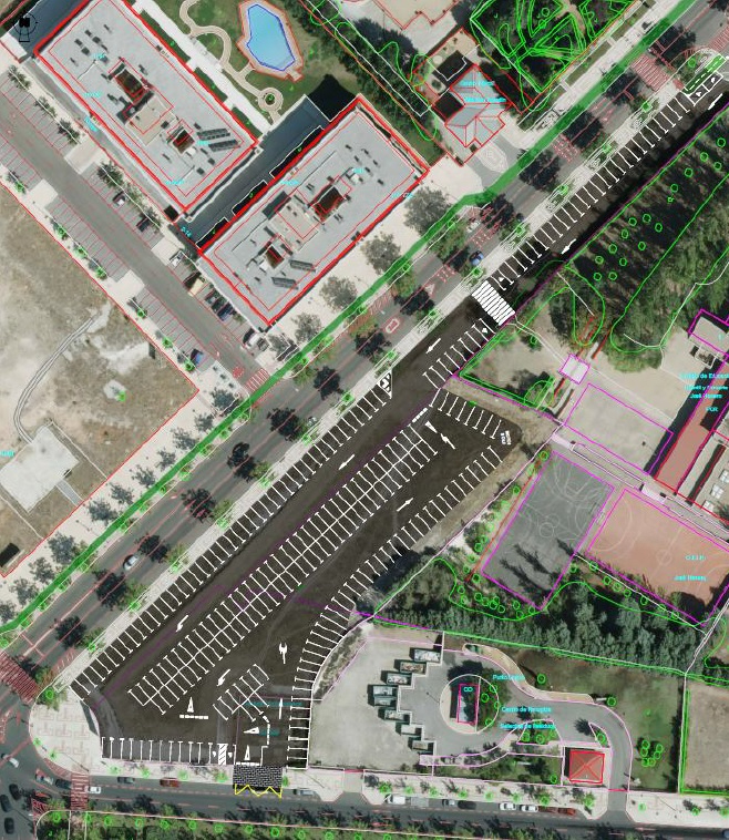 Empieza la construcci&oacute;n del nuevo aparcamiento gratuito que le vendr&aacute; bien a los seguidores del Avenida | Imagen 1