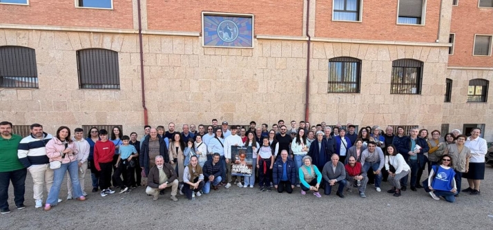 Las cofradías de Salamanca se unen en el 'Más que un Bocata' solidario | Imagen 1