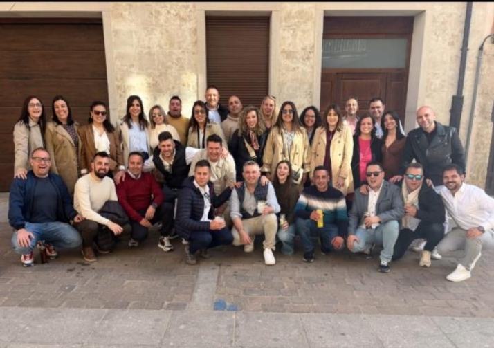 La peña del turre celebra la Semana Santa con un tardeo