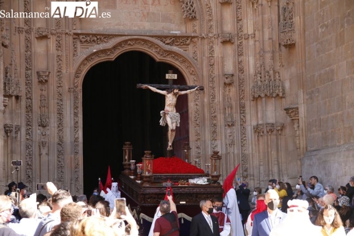 &ldquo;La mirada del Jes&uacute;s del Perd&oacute;n te encoje el alma&rdquo; | Imagen 1