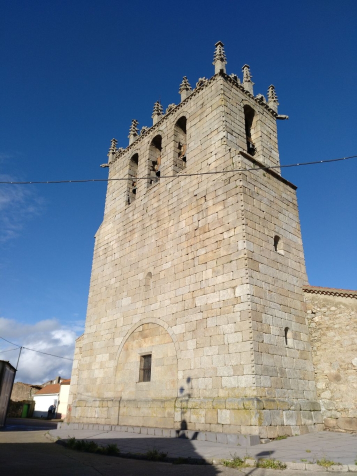 UPL urge a la Junta a instalar la se&ntilde;alizaci&oacute;n comprometida de la Torre de Guadramiro y el Dolmen de Zafr&oacute;n | Imagen 1