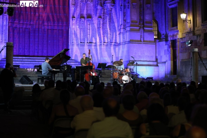 VÍDEO y FOTOS | El prodigio del jazz Brandon Goldberg deslumbra en el Patio Chico