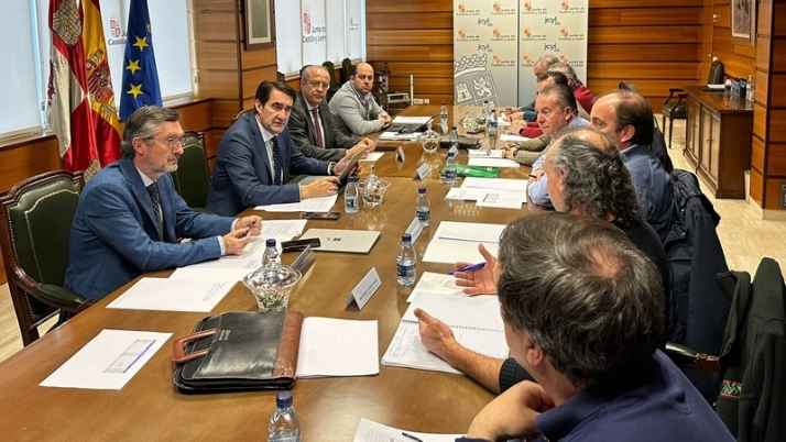 Reunión del consejero con las OPAs de Castilla y León 