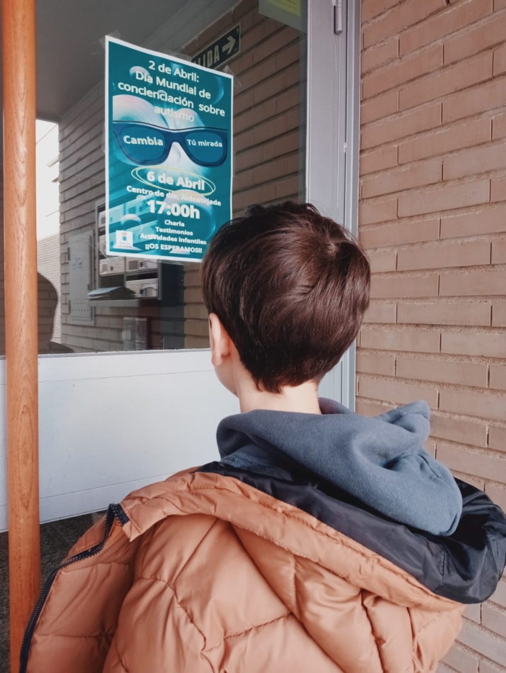 Bea y Asier, madre e hijo corajes que siguen luchando por concienciar y visibilizar el autismo en Salamanca | Imagen 1