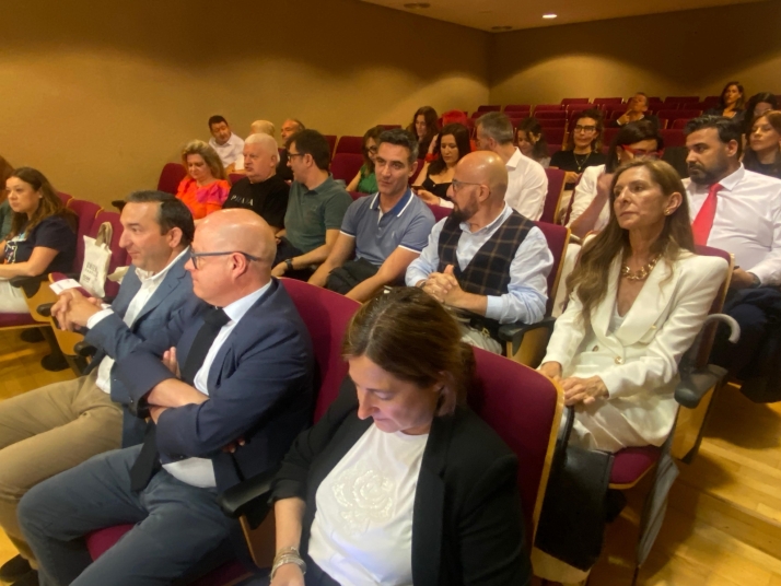 La IA, motor de futuro para la moda en CyL, protagonista de la jornada de CEOE-CEPYME en Salamanca | Imagen 1