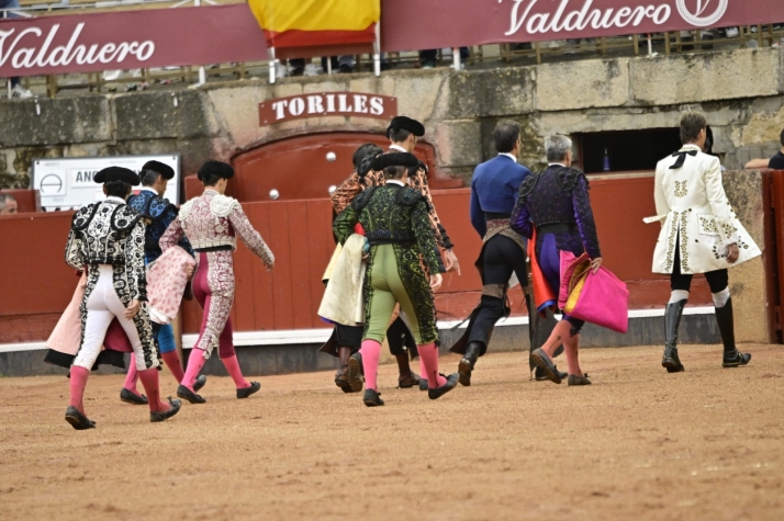 Dos pa&ntilde;uelos y una dosis de cordura | Imagen 1