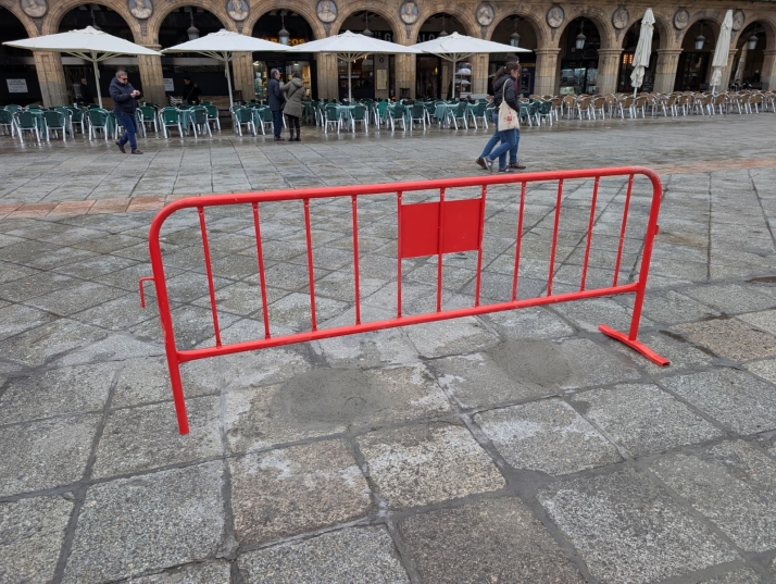 La Plaza Mayor se transforma para recibir a 30.000 jóvenes en el Fin de Año Universitario | Imagen 1