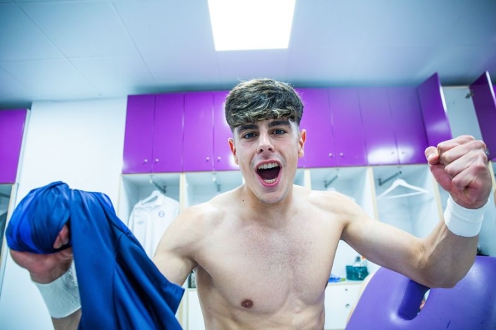 Éxtasis en Vitoria y alegría Alba de Tormes: el Alavés de 'Pica' conquista la permanencia en Primera | Imagen 1