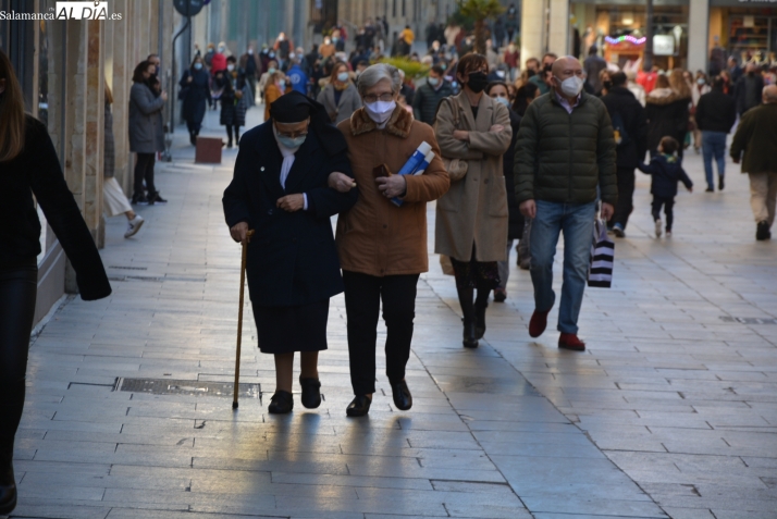 Otros dos muertos y 1.561 contagios en la provincia de Salamanca, la cifra más alta de toda la pandemia