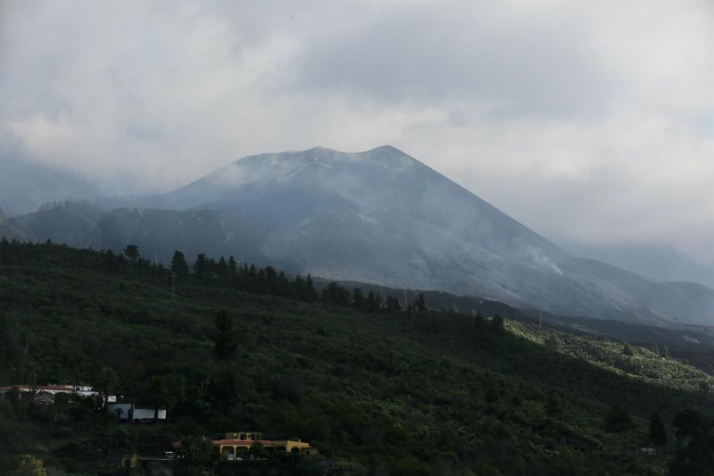 Foto 1 - El Gobierno "respira aliviado" por el fin de la erupción del volcán de La Palma: "Es el mejor regalo navideño"