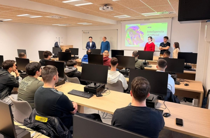 288 estudiantes de Salamanca se forman en Inteligencia Artificial en Tormes+