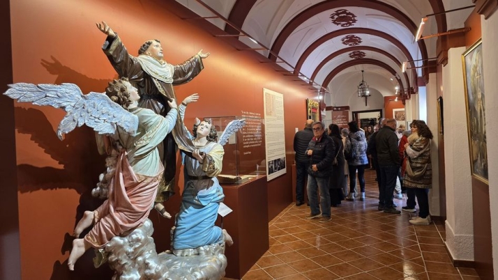 La exposici&oacute;n de San Juan de la Cruz supera los 3.000 visitantes | Imagen 1