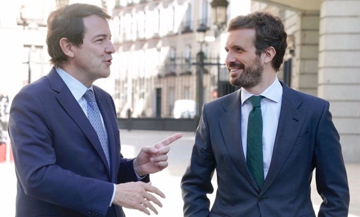 Foto 1 - Casado apoya a Mañueco en el adelanto electoral de Castilla y León, del que fue "puntualmente informado" 