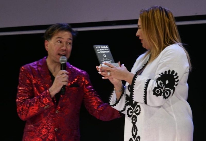 Emotivo estreno de los Premios Amor Humor en Salamanca | Imagen 8