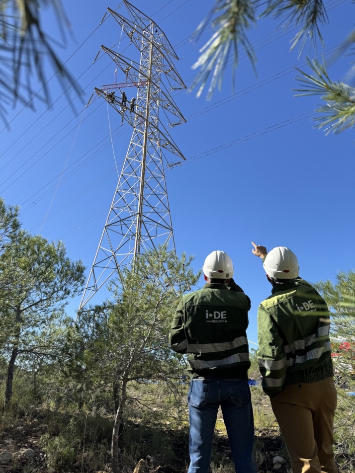 Un equipo de 70 profesionales vigilar&aacute; el suministro el&eacute;ctrico durante el recuento electoral en Castilla y Le&oacute;n | Imagen 1