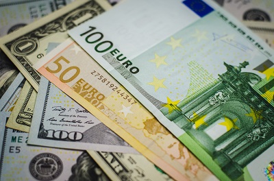 El euro vuelve a la paridad con el d&oacute;lar: estas son las razones | Imagen 1