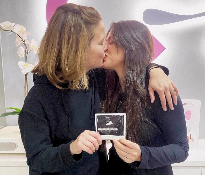 &quot;&iexcl;Vamos a ser mam&aacute;s!&quot;, Mar&iacute;a Casado, embarazada de su primer hijo junto a Martina diRosso | Imagen 1