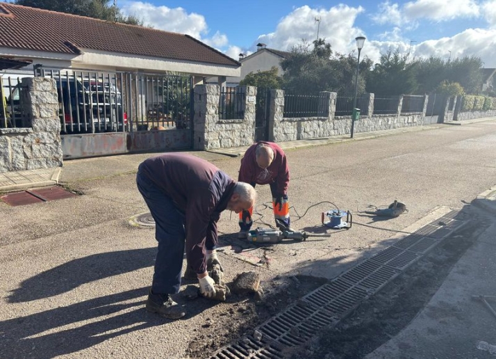 El Ayuntamiento de Alba de Tormes acomete trabajos de mejora en infraestructuras y jardinería en varias calles | Imagen 1