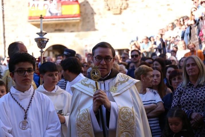 El prior Miguel &Aacute;ngel Gonz&aacute;lez habla de &quot;admiraci&oacute;n y agradecimiento&quot; tras una veneraci&oacute;n de Santa Teresa que &quot;ha desbordado todas las previsiones&quot; | Imagen 5